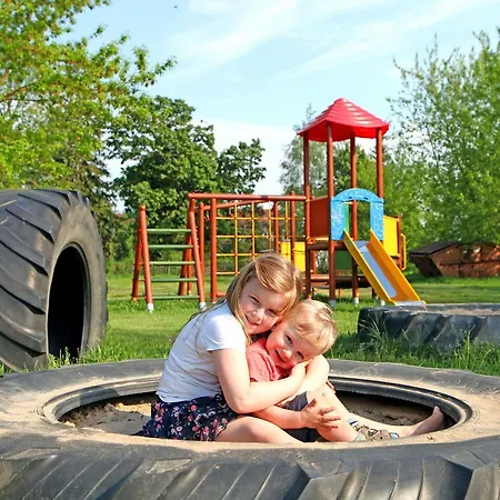 Ferienhaeuser Verchen Schw 840 * רוסטוק